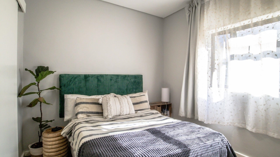 1 Bedroom Property for Sale in Thornton Western Cape